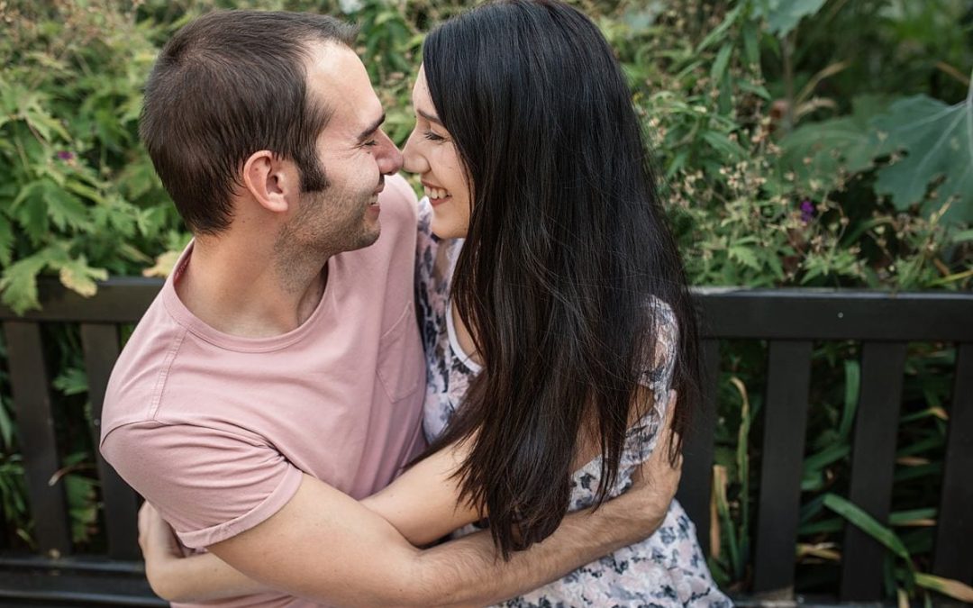 Watford Engagement Shoot – Cheslyn House and Gardens